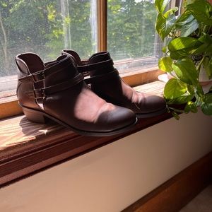 *Final Price* 🥾 Forever21 Faux Leather Booties 🥾